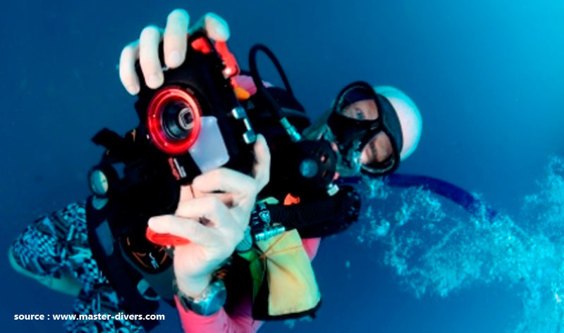 How Would You Like To Take Underwater Photographs?